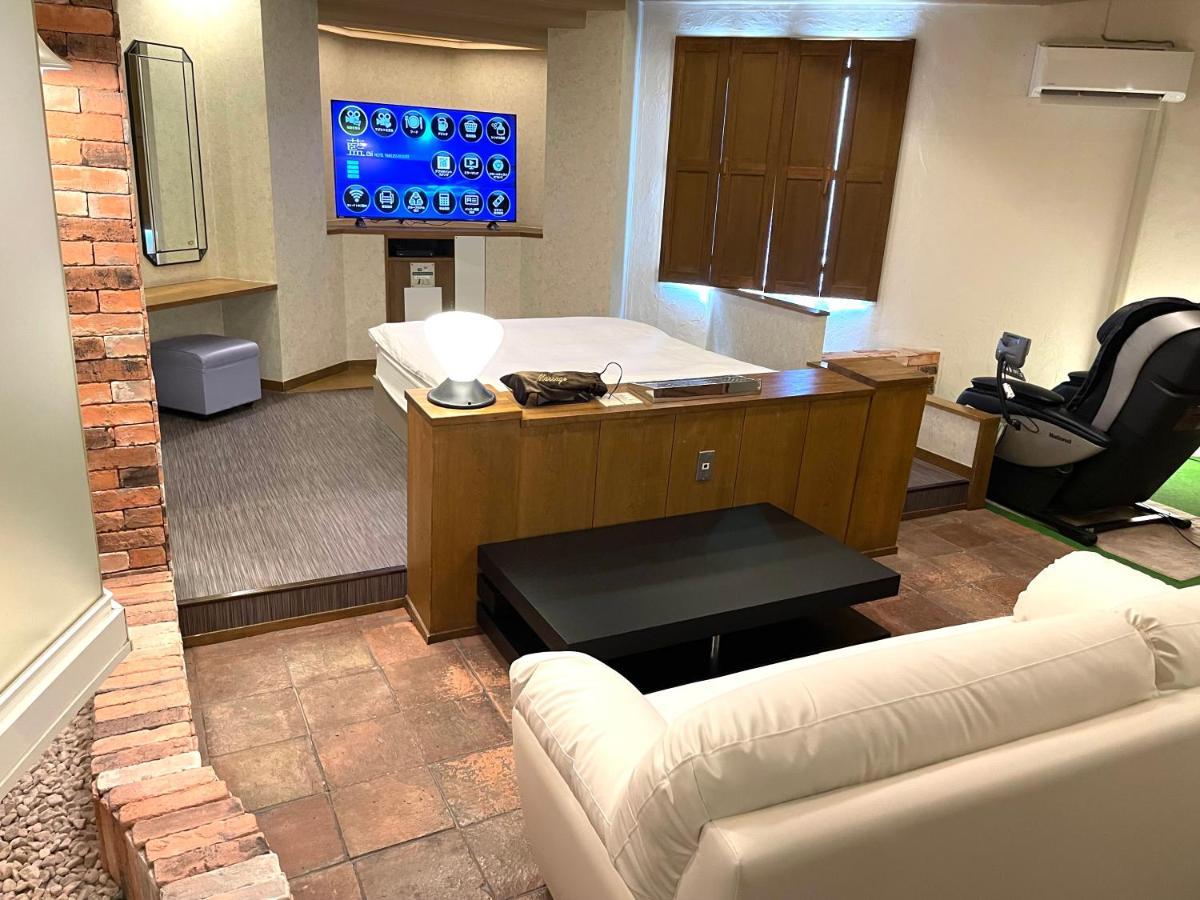 Hotel Ai - Coupls Hotel (Adults Only) Azumino Bagian luar foto